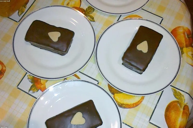 Leacuri naturale pentru acid uric crescut cu cireșe, urzici și coada calului